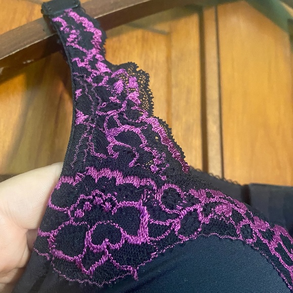 NWOT Le Mystere Lace Tisha Underwire Bra Black w/Purple Lace size 38D - Picture 6 of 9